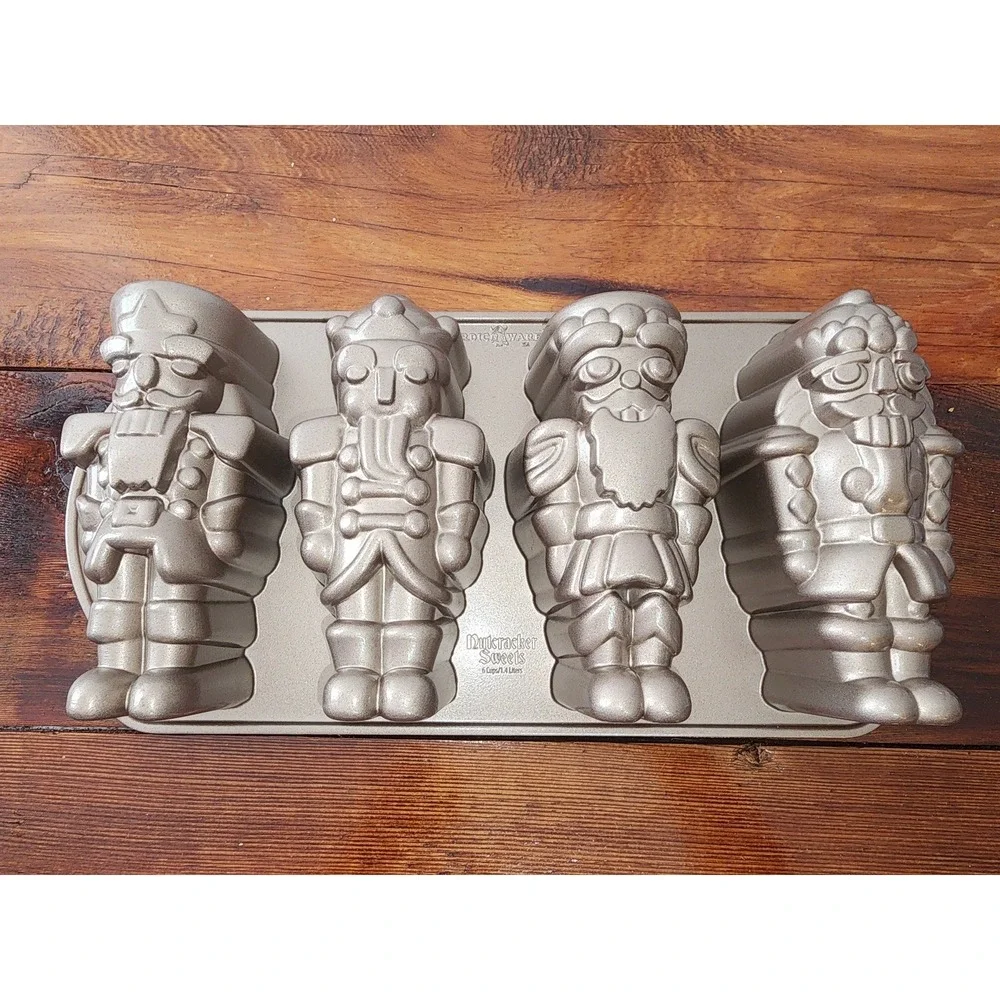 Nordic Ware Nutcracker Sweets‎ 6 cup cake pan